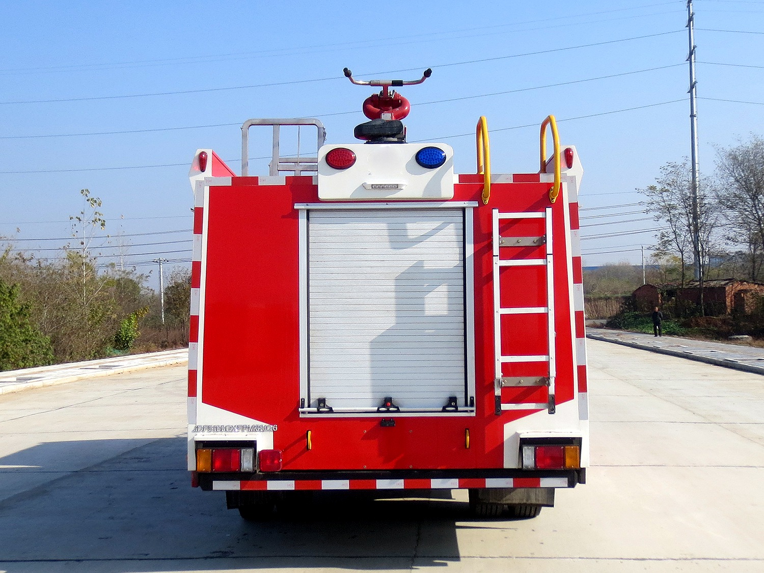 慶鈴700P3.5立方泡沫消防車(chē)