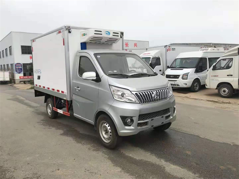 長安2.68米單輪小型冷藏車
