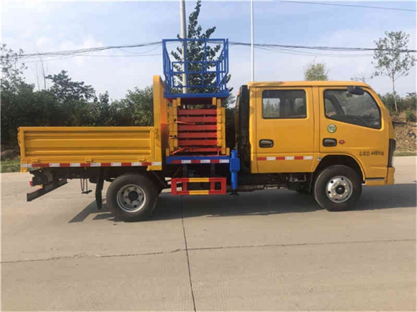 ( )東風(fēng)10米剪叉式升降平臺(tái)高空作業(yè)車